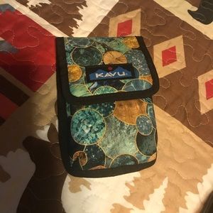 Kavu strap pouch